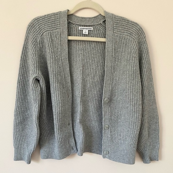 Amazon Essentials Women’s Soft Touch Ribbed Blouson Cardigan - Picture 2 of 7